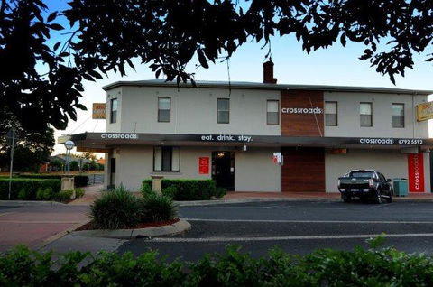 Crossroads Hotel - Accommodation Whitsundays 18
