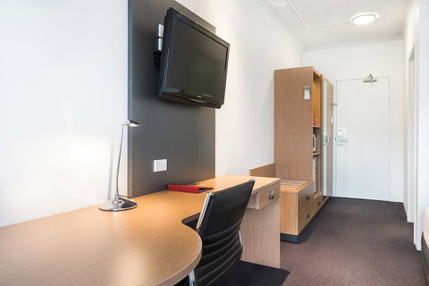 Metro Hotel Miranda - Accommodation Whitsundays 11