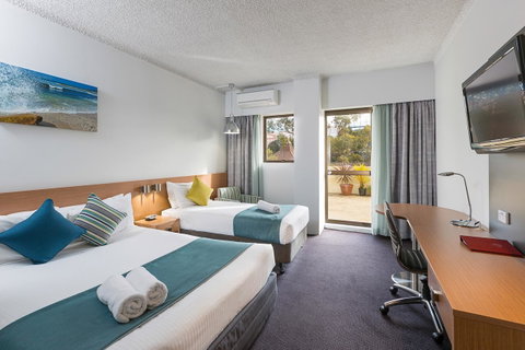 Metro Hotel Miranda - Accommodation Whitsundays 0