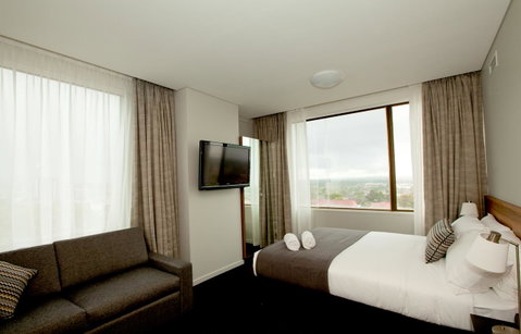 Metro Hotel Miranda - Accommodation Whitsundays 6
