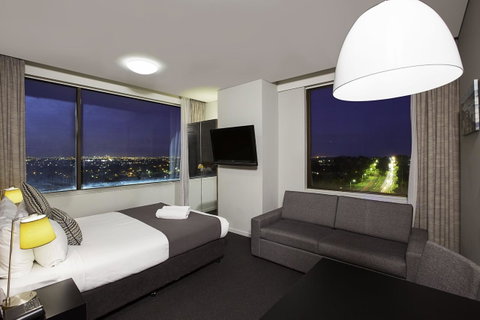 Metro Hotel Miranda - Accommodation Whitsundays 9