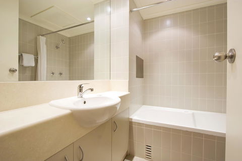Lantern 1 Bedroom Balcony With Panoramic View - Accommodation Whitsundays 26