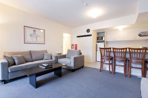 Lantern 1 Bedroom Balcony With Panoramic View - Accommodation Whitsundays 27