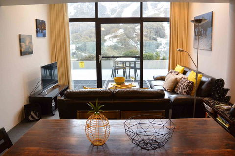 Lantern 1 Bedroom Balcony With Panoramic View - Accommodation Whitsundays 2