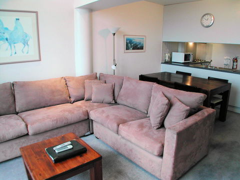 Lantern 1 Bedroom Balcony With Panoramic View - Accommodation Whitsundays 20