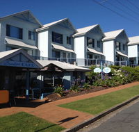Breakers Apartments - Accommodation Whitsundays