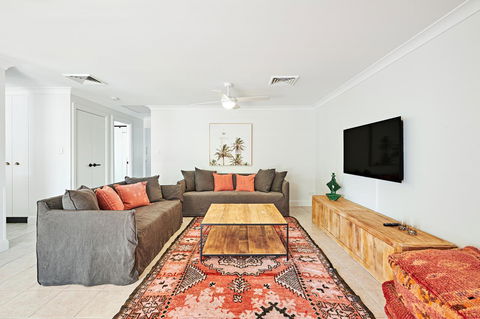 The Lord Byron - Accommodation Whitsundays 28