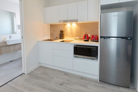 Alfred Apartments - Accommodation Whitsundays 1