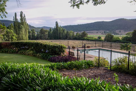 Stay In Mudgee The Grove, The Church, And Premium Private Homestead - Accommodation Whitsundays 13