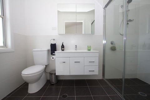 Stay In Mudgee The Grove, The Church, And Premium Private Homestead - Accommodation Whitsundays 7