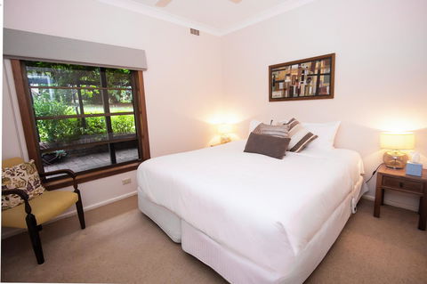 Stay In Mudgee The Grove, The Church, And Premium Private Homestead - Accommodation Whitsundays 32