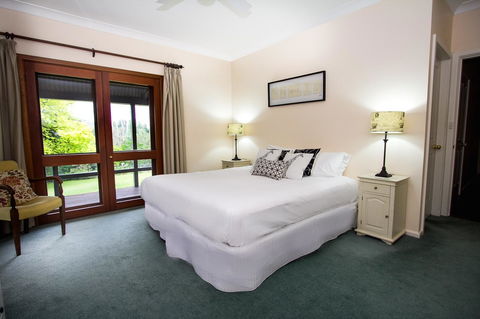 Stay In Mudgee The Grove, The Church, And Premium Private Homestead - Accommodation Whitsundays 15