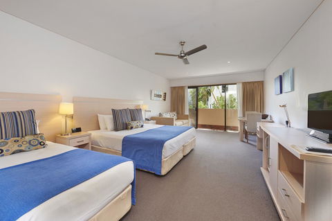 Waves Byron Bay - Accommodation Whitsundays 25