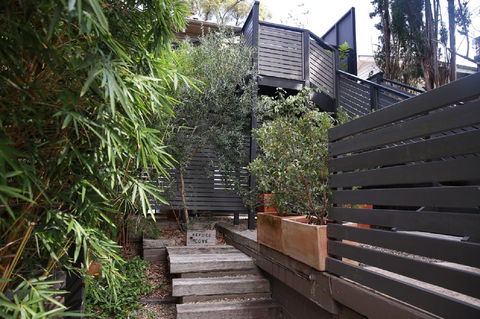 Refuge Cove On Pittwater - Accommodation Whitsundays 2