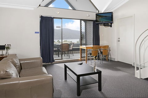 Banjo Paterson Inn - Accommodation Whitsundays 22