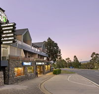 Banjo Paterson Inn - Accommodation Whitsundays