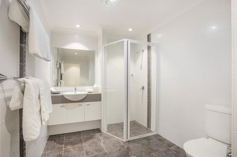 Beachfront 2 - Accommodation Whitsundays 18