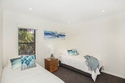 Beachfront 2 - Accommodation Whitsundays 15