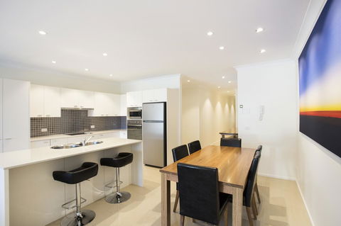 Beachfront 2 - Accommodation Whitsundays 8