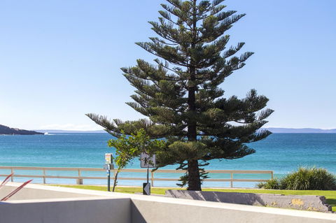 Beachfront 2 - Accommodation Whitsundays 19