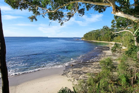Huskisson Holiday Motel Cabins - Accommodation Whitsundays 7
