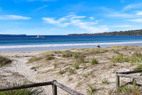 Huskisson Holiday Motel Cabins - Accommodation Whitsundays 15