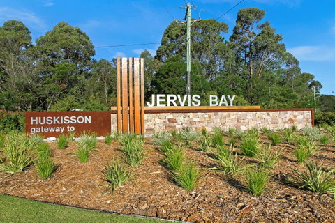 Huskisson Holiday Motel Cabins - Accommodation Whitsundays 23
