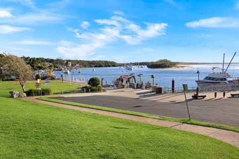 Huskisson Holiday Motel Cabins - Accommodation Whitsundays 4