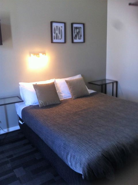 Altair Motel - Accommodation Whitsundays 0