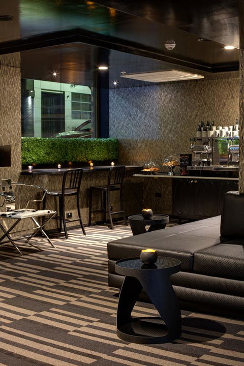 57Hotel - Accommodation Whitsundays 25