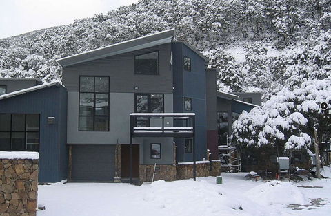 Snowstream 4 - Accommodation Whitsundays 0
