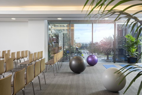 Novotel Newcastle Beach - Accommodation Whitsundays 18