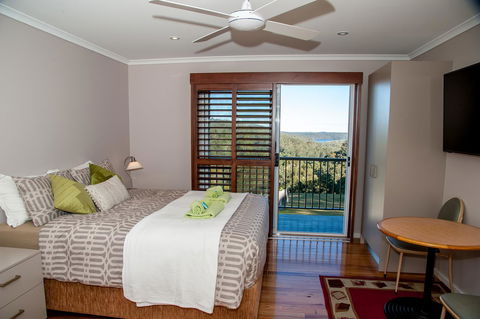 Sinclairs Country Retreat - Accommodation Whitsundays 0