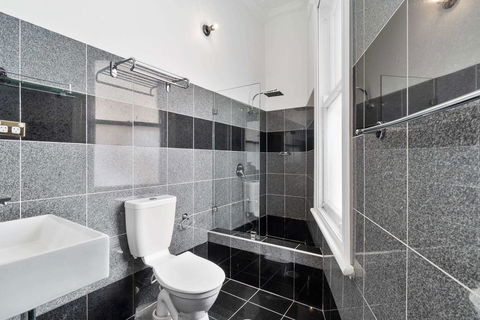 Hotel Harry, Ascend Hotel Collection - Accommodation Whitsundays 23