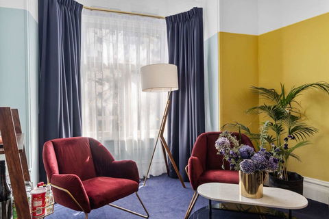 Hotel Harry, Ascend Hotel Collection - Accommodation Whitsundays 16