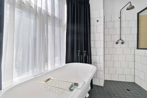 Hotel Harry, Ascend Hotel Collection - Accommodation Whitsundays 15