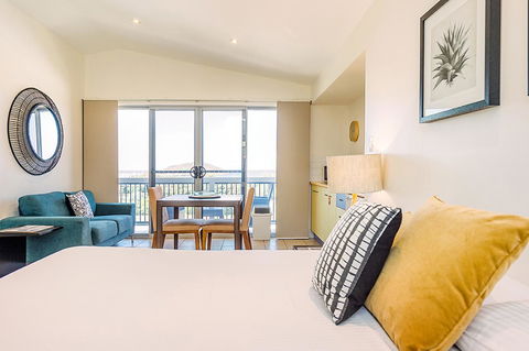 The Observatory Self Contained Apartments - Accommodation Whitsundays 13