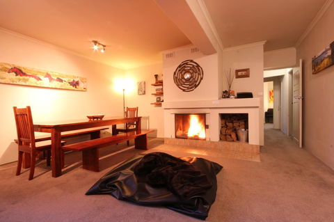 Full Circle Apartments - Accommodation Whitsundays 0