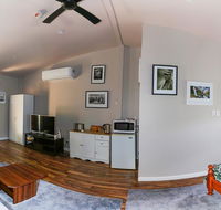 Pound Creek Gallery - Accommodation Whitsundays