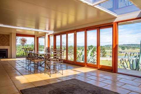 Belmont - Accommodation Whitsundays 17