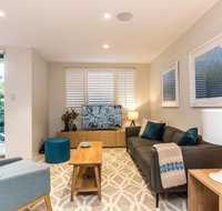 Nobbs  Executive 2 Storey Sydney Apartment with Pool - Accommodation Whitsundays