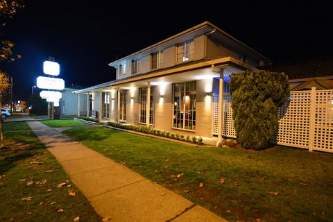 Winning Post Motor Inn - Accommodation Whitsundays 13