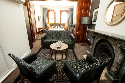 Avonmore On The Park Boutique Hotel - Accommodation Whitsundays 9