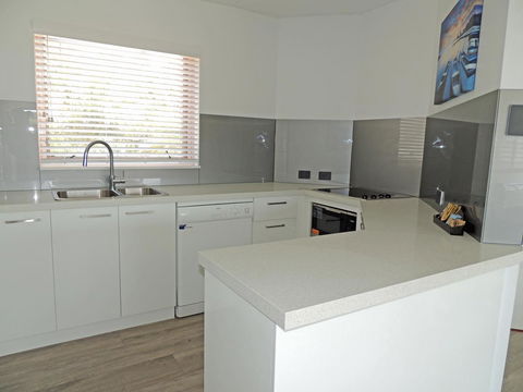 Charlesworth Bay Beach Resort - Accommodation Whitsundays 9