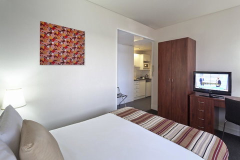 Macleay Hotel - Accommodation Whitsundays 10