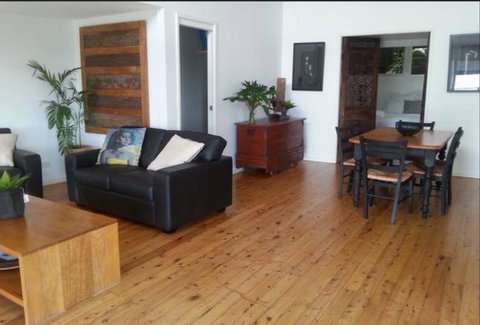 Swan Bay Hideaway - Accommodation Whitsundays 2