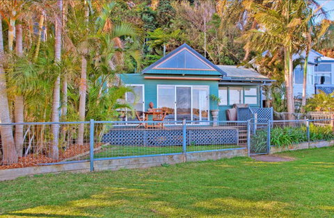Swan Bay Hideaway - Accommodation Whitsundays 0