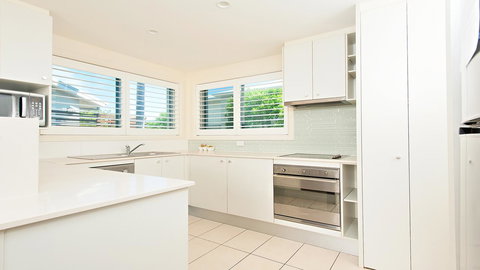 Pacific Blue, Salamander Bay - Accommodation Whitsundays 12