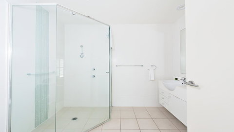 Pacific Blue, Salamander Bay - Accommodation Whitsundays 17