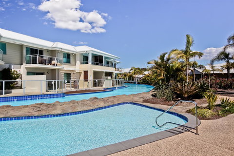 Pacific Blue, Salamander Bay - Accommodation Whitsundays 0